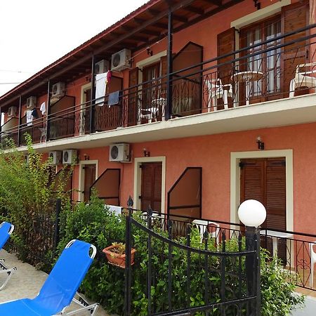 Marilena Apartments & Studios อิปโซส ภายนอก รูปภาพ