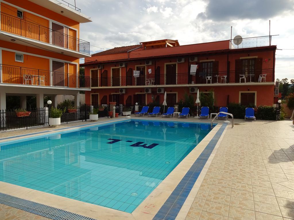 Marilena Apartments & Studios อิปโซส ภายนอก รูปภาพ